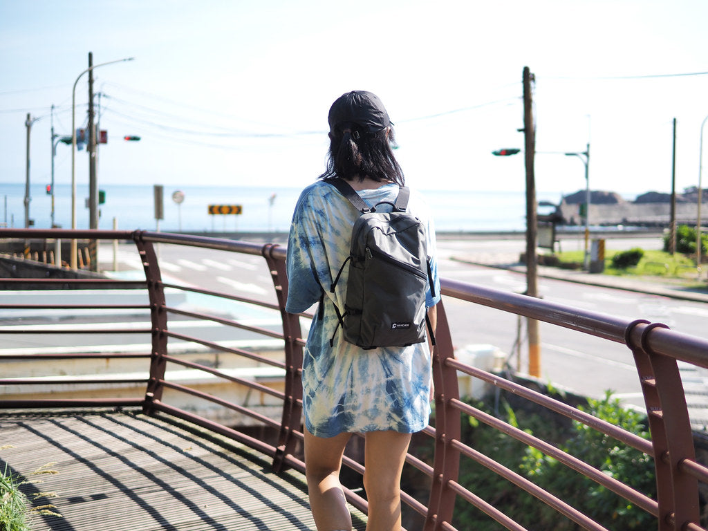 CLAST 旅行小背包