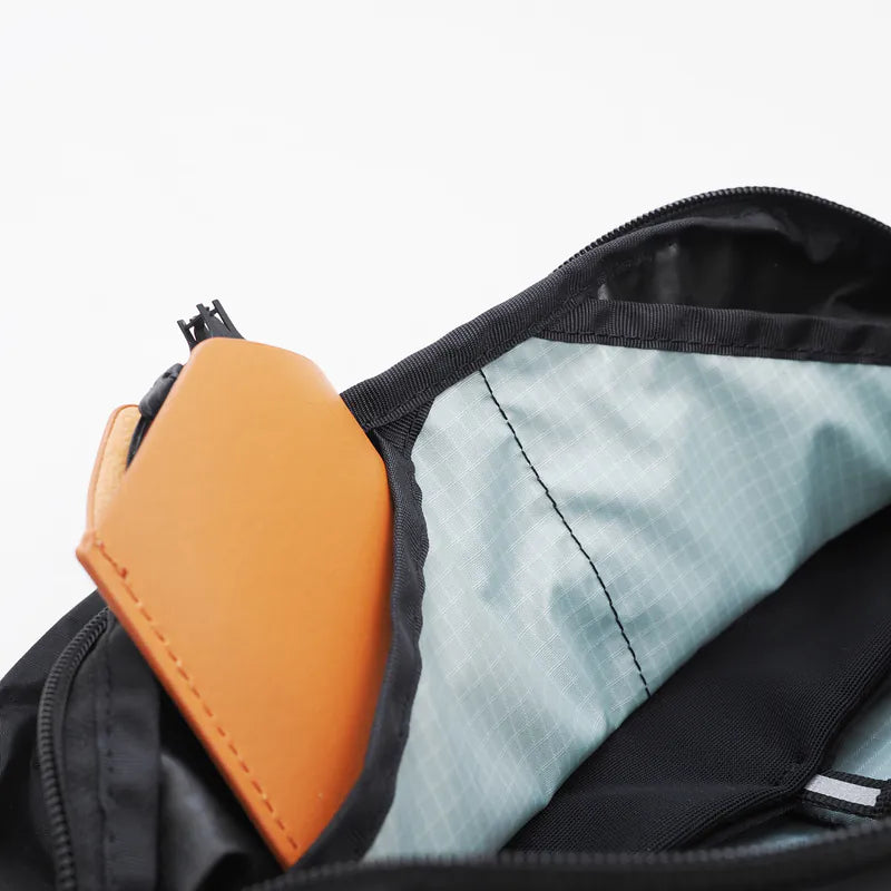 AMBER 輕量兩用小包