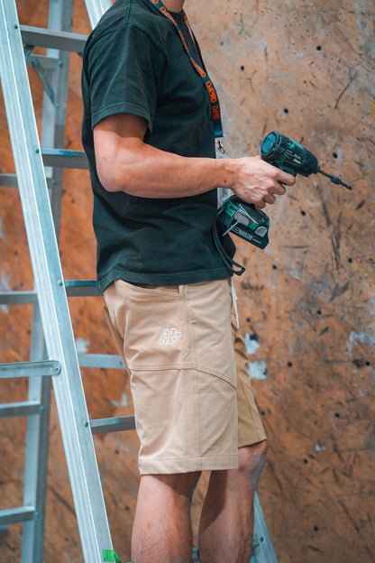 AYO Sport Crest 膝上短褲