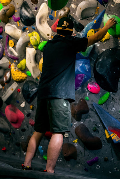 AYO Sport Crest 膝上短褲